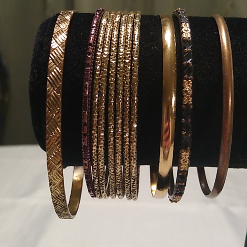 11 Assorted Bangles
